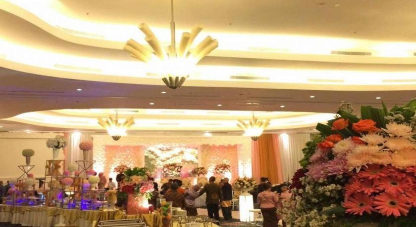 Ipb Convention Hotel Botani Square Bogor Luaran gambar